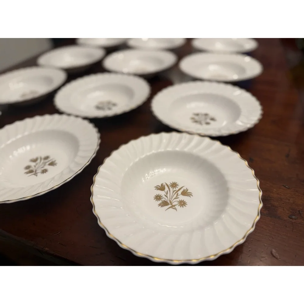 Set of 6 Vintage Royal Doulton Napier Soup Bowls H4800 Gold Swirl Scalloped Edge